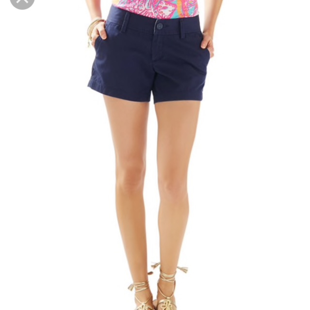 Lilly Pulitzer Callahan 5” Short Navy Size 2